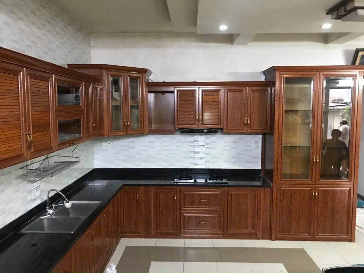 Tủ Bếp Nhôm Vân Gỗ Queen Việt